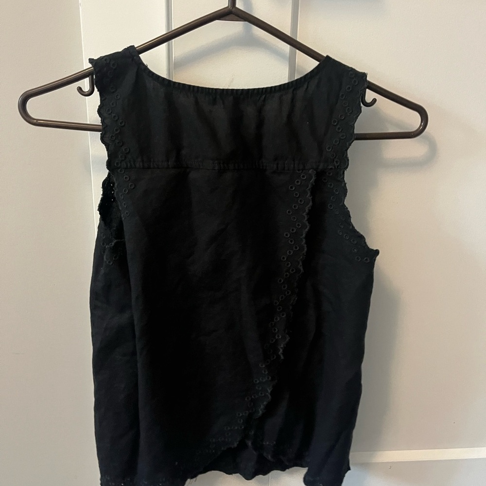 Madewell black crop top with slit in back